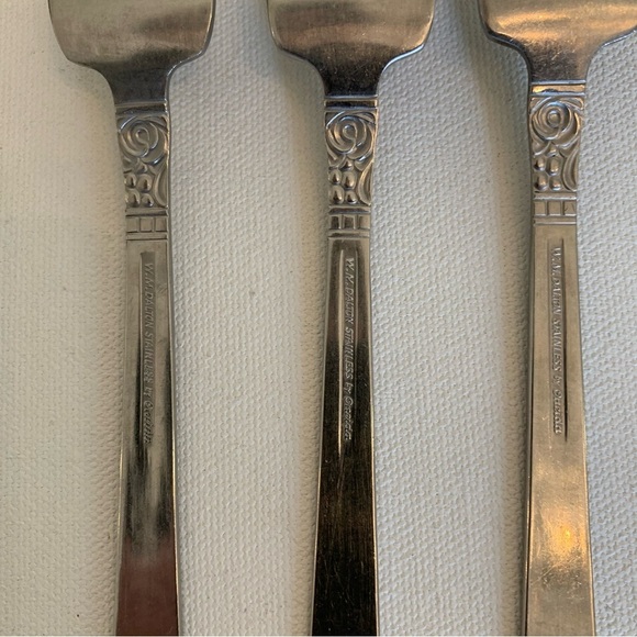 Oneida WM Dalton BROOKWOOD Stainless Steel Flatware Fork Set Lot of 3 Forks 7.25 - Picture 4 of 6